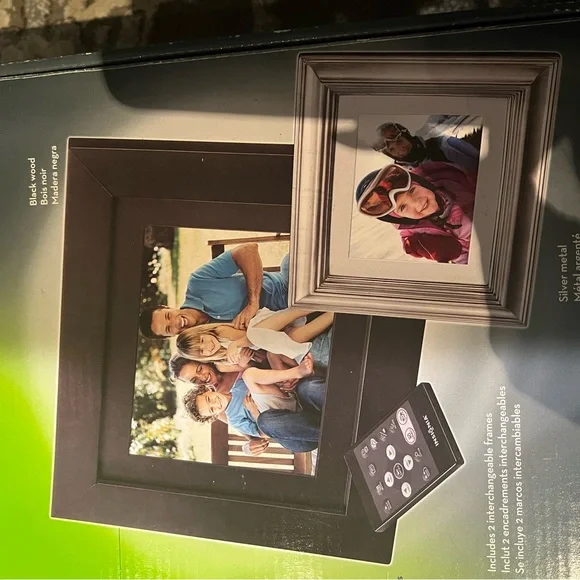 Insignia Digital Photo Frame 8” 4:3 Format New In BoxDigital picture frame